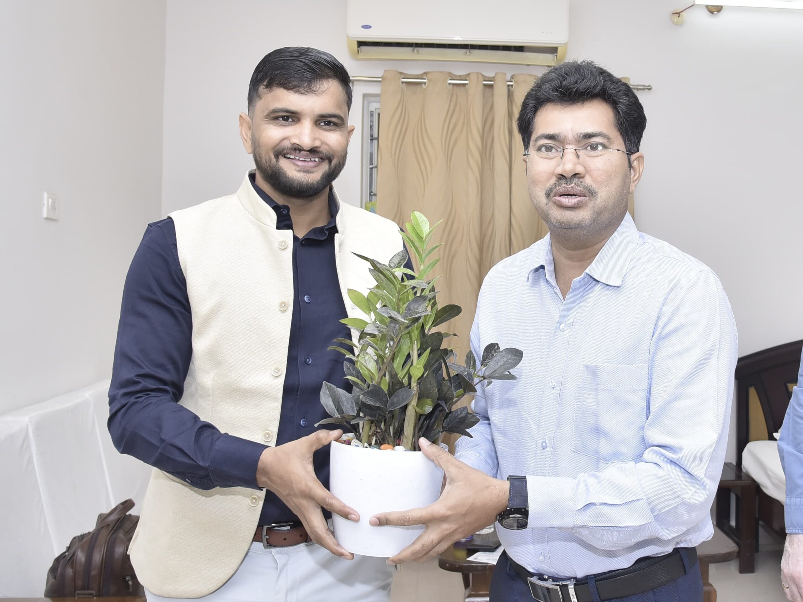 అనంతపురం చేరుకున్న బీసీ కార్పొరేషన్ ఎండీ