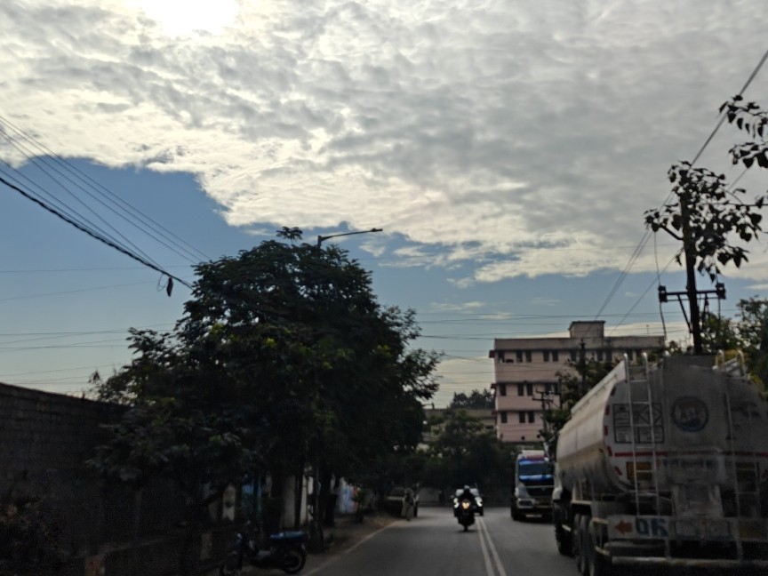 తగ్గని చలి.. కనిష్ఠ ఉష్ణోగ్రతలు నమోదు