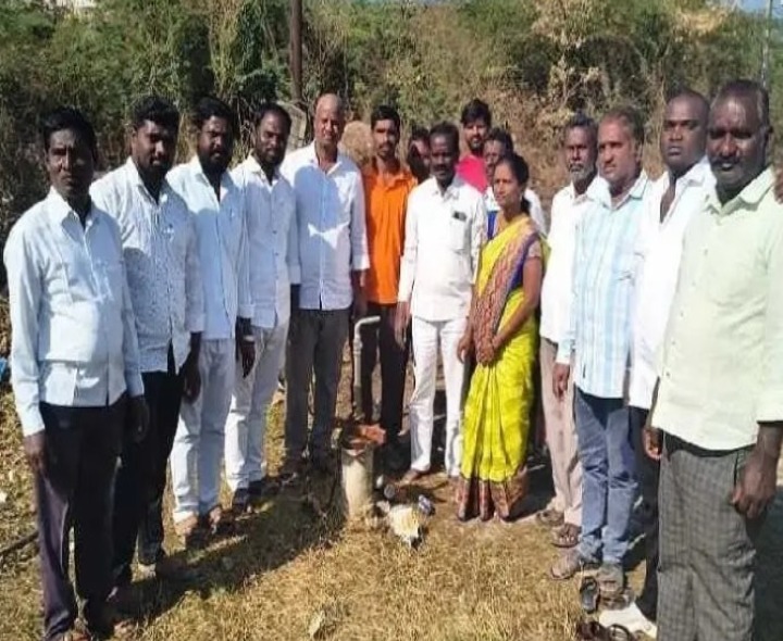 తాగునీటి సమస్య తీర్చిన సర్పంచ్