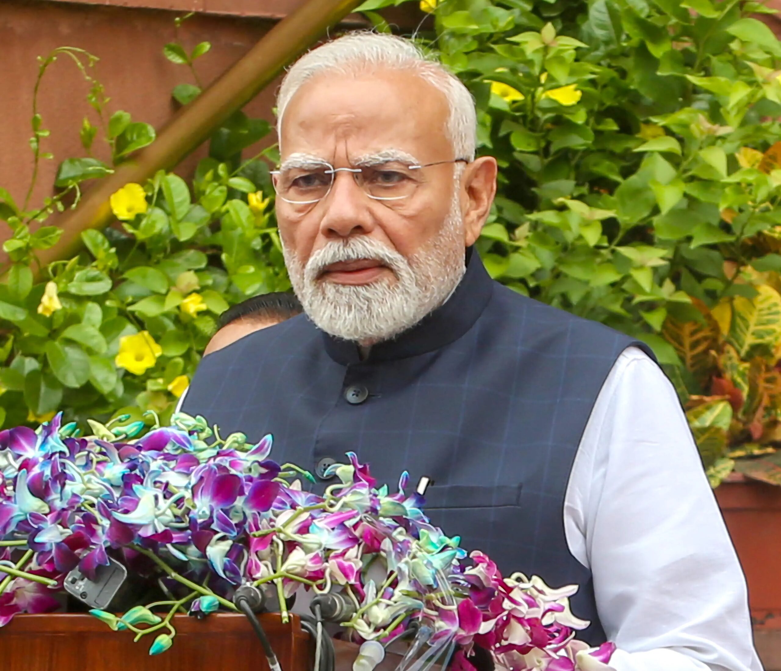 కాంగ్రెస్ పార్టీపై ప్రధాని మోదీ విమర్శలు