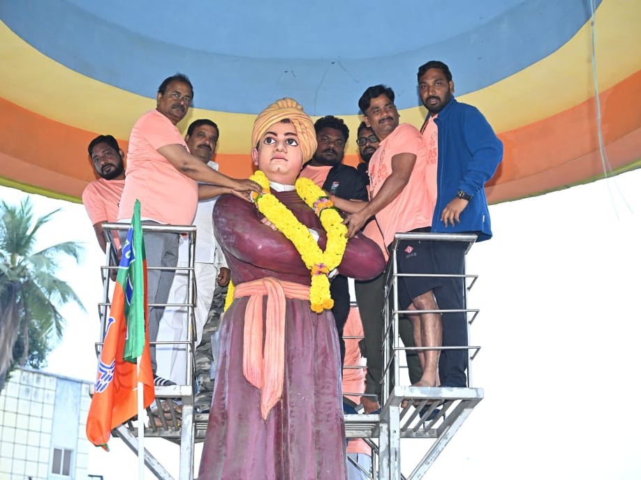 యువతకు వివేకానందుడు గొప్ప ఆదర్శం: ఎమ్మెల్సీ