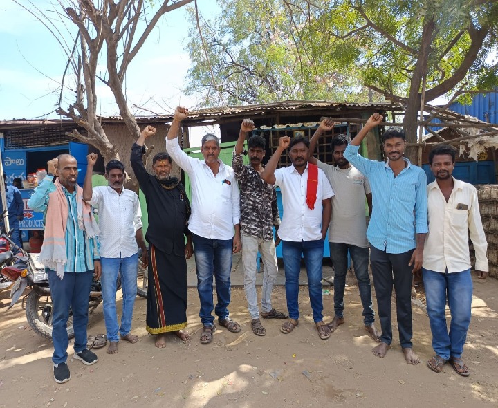 ‘సంక్రాంతి కానుక కిట్లు పంపిణీ చేసి కూటమి ప్రభుత్వం మాట నిలబెట్టుకోవాలి’