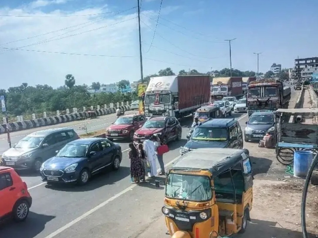 దాచేపల్లి హైవేపై ముందస్తు ‘సంక్రాంతి’ సందడి