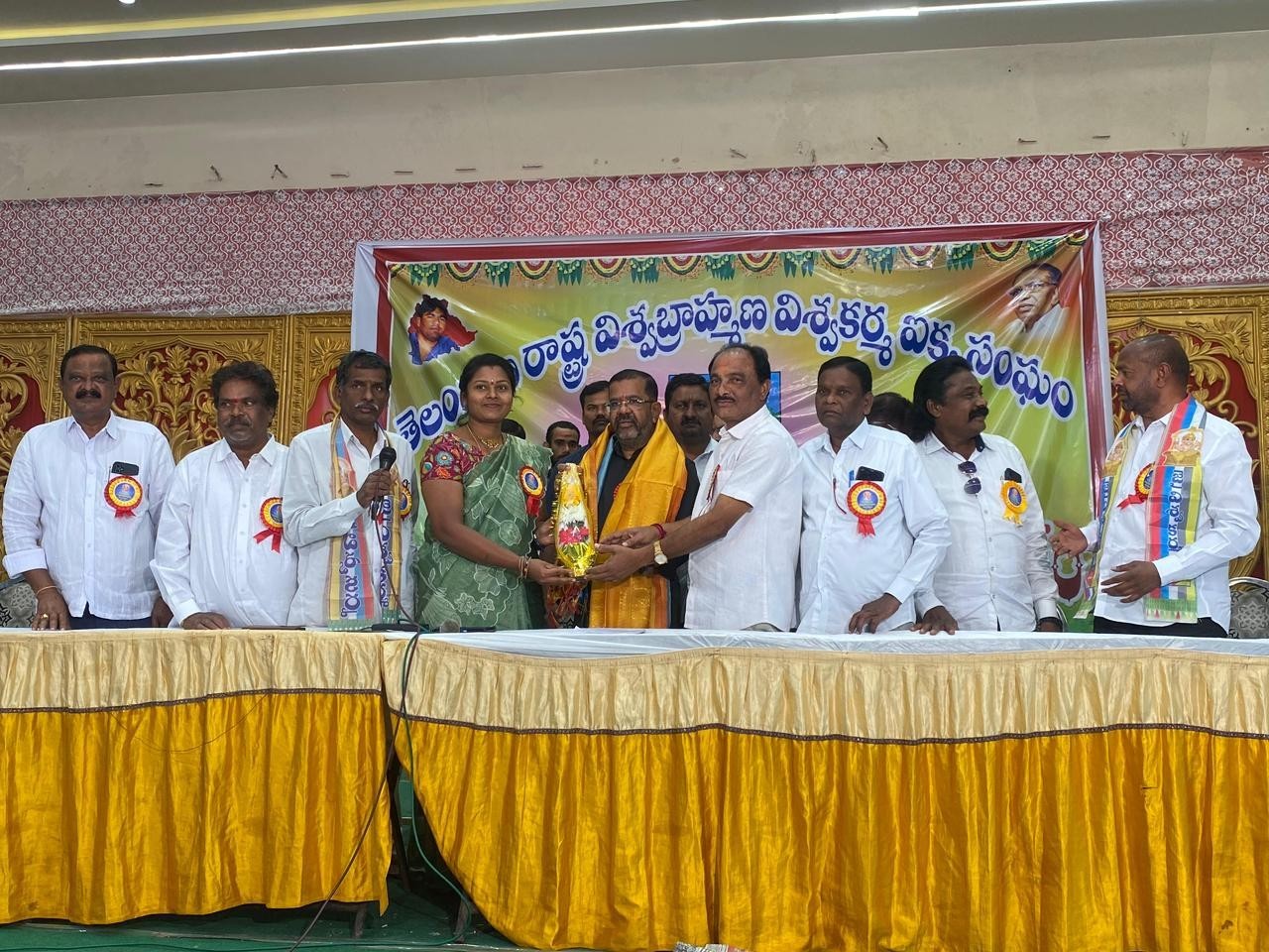 విశ్వబ్రాహ్మణ సంక్షేమానికి ప్రభుత్వం కృషి చేస్తుంది: MLA