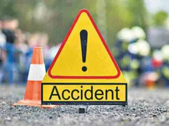 రెండు బస్సులు ఢీ.. పలువురికి గాయాలు