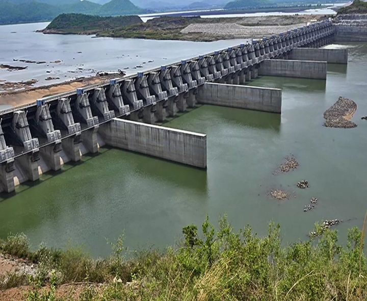 పోలవరం ప్రాజెక్టు.. రేపు సుప్రీంలో విచారణ