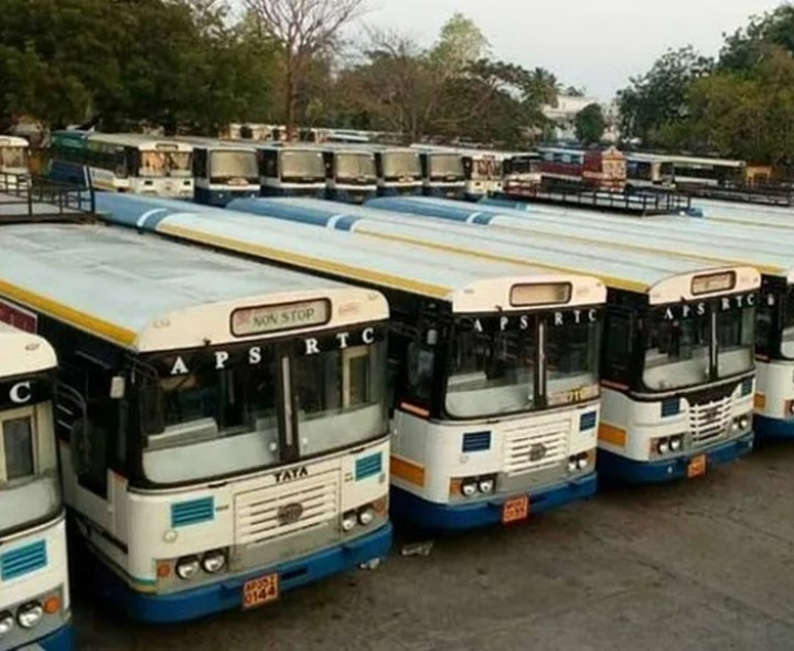 ‘మేడారం’ ప్రత్యేక బస్సుల్లో 50% అదనపు ఛార్జీలు