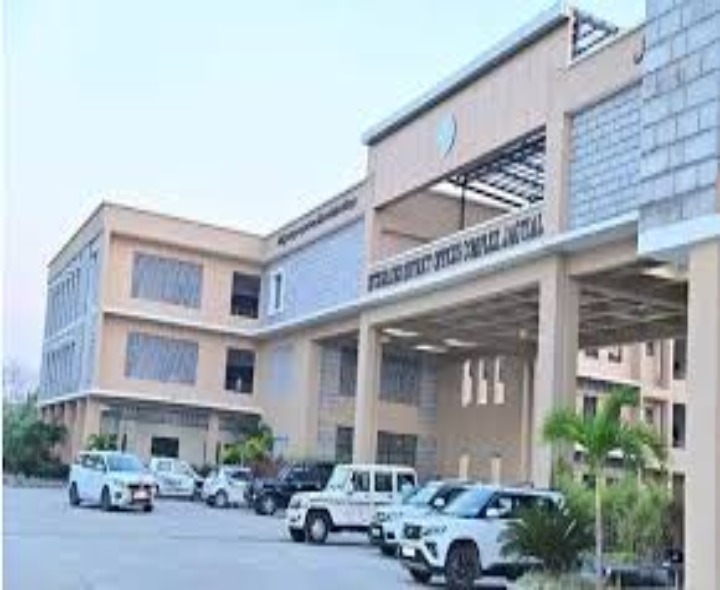 జిల్లా కలెక్టరేట్లో ముగ్గుల పోటీలు