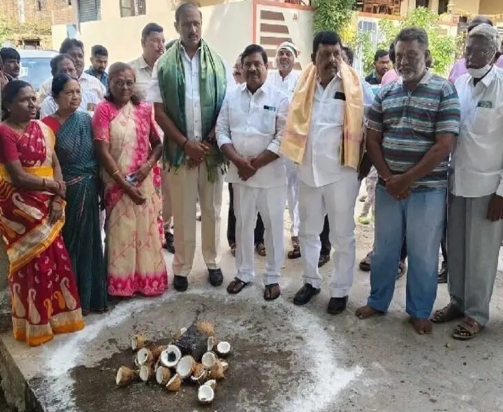 ‘అండర్ గ్రౌండ్ డ్రైనేజీ పనులకు శంకుస్థాపన’