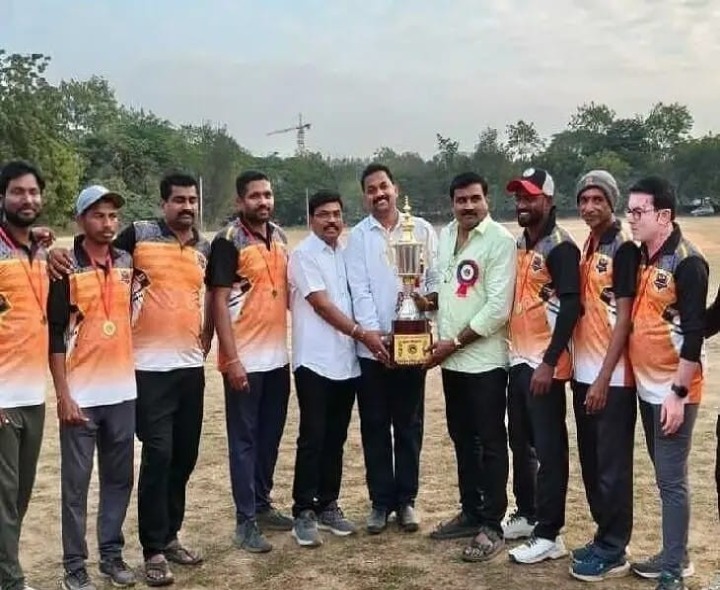 క్రికెట్ టోర్నీ.. విజేతగా గోదావరిఖని జట్టు