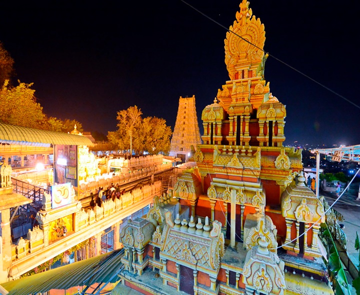 దుర్గగుడి ఘటనపై అధికారులకు మెమో