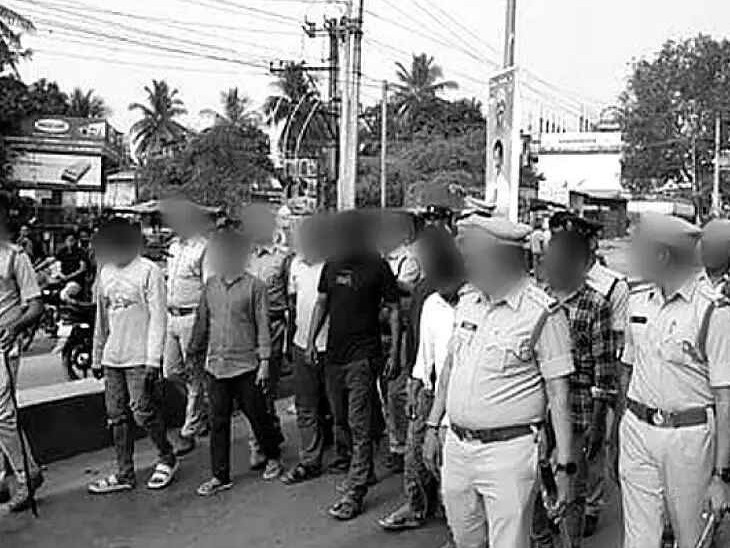 చట్టం ముందు సమానత్వంపై ప్రశ్నలు