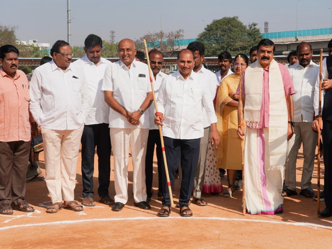 సంక్రాంతి క్రీడా పోటీలను ప్రారంభించిన ఎమ్మెల్యే, ఎంపీ