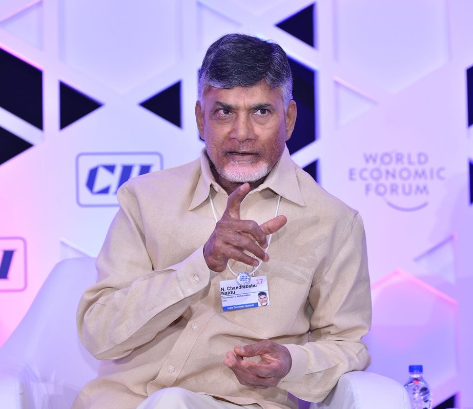 కాళేశ్వరంపై మేం అభ్యంతరం చెప్పలేదు: CM