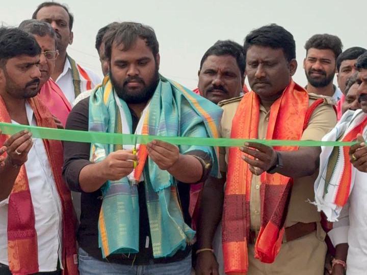 క్రీడలతో యువకుల్లో స్నేహభావం