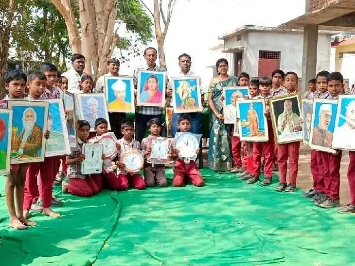 పాఠశాలకు జాతీయ నాయకుల చిత్రపటాల అందజేత