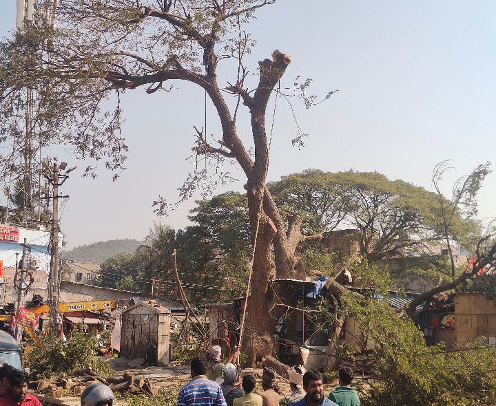 వేగవంతం కానున్న ఫుట్ ఓవర్ బ్రిడ్జి పనులు