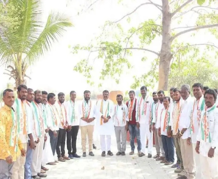 బీఆర్ఎస్‌కు షాక్.. కాంగ్రెస్‌లో చేరికలు