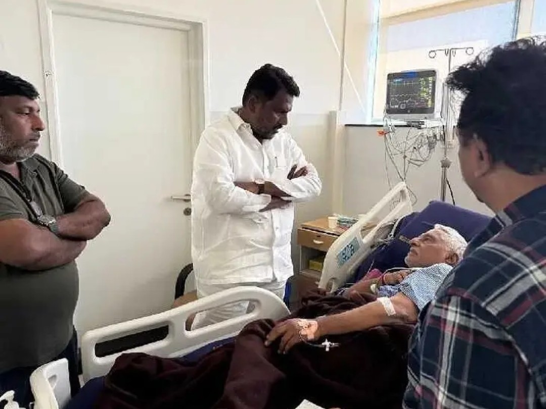 జీవన్ రెడ్డిని పరామర్శించిన మంత్రి