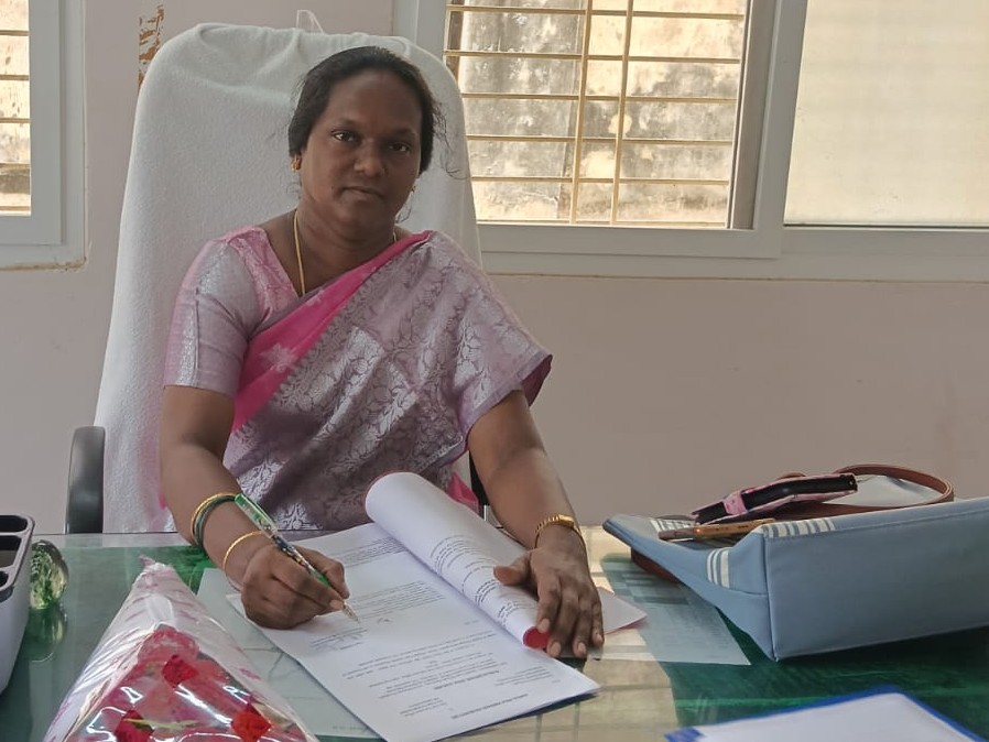 స్వచ్ఛ గ్రామం దిశగా అధికారుల చర్యలు