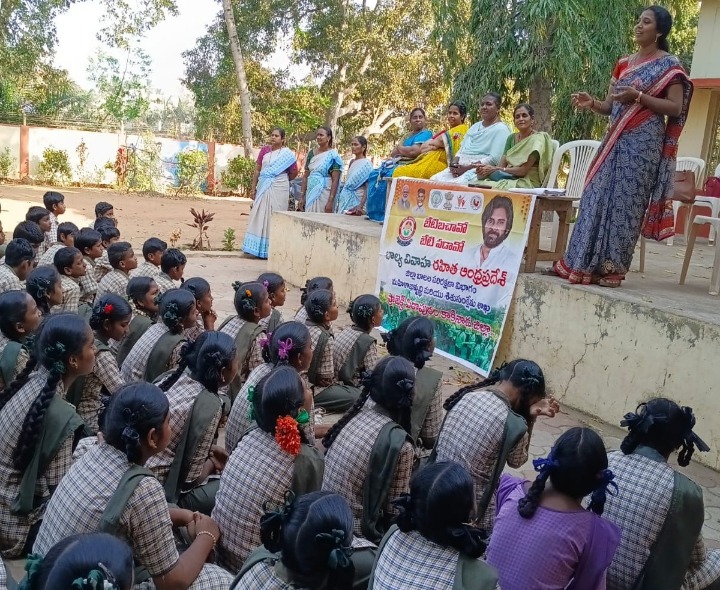 ‘బాల్య వివాహం అనేక సమస్యల వలయం’