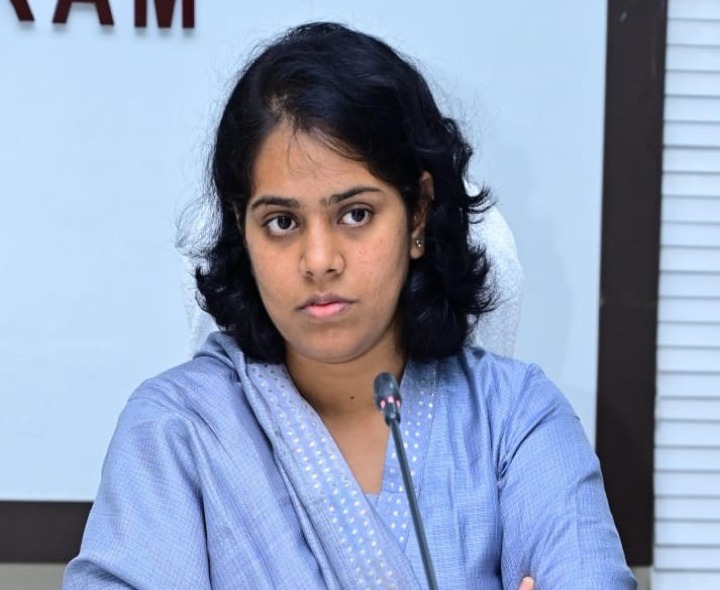 యూనిఫైడ్ ఫ్యామిలీ సర్వే నిర్వహిస్తున్నాం: కలెక్టర్