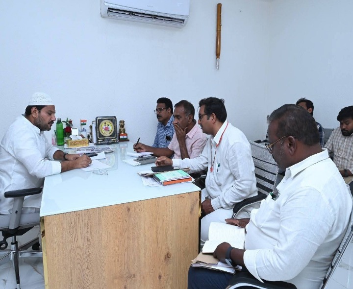 ‘డ్రెయిన్ల నిర్మాణానికి ప్రతిపాదనలు సిద్ధం చేయాలి’