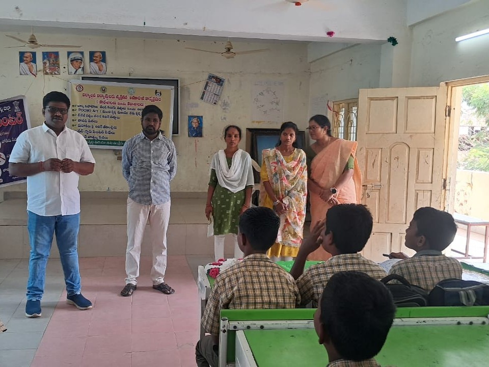 బాల్య వివాహాలపై అవగాహన కార్యక్రమాలు