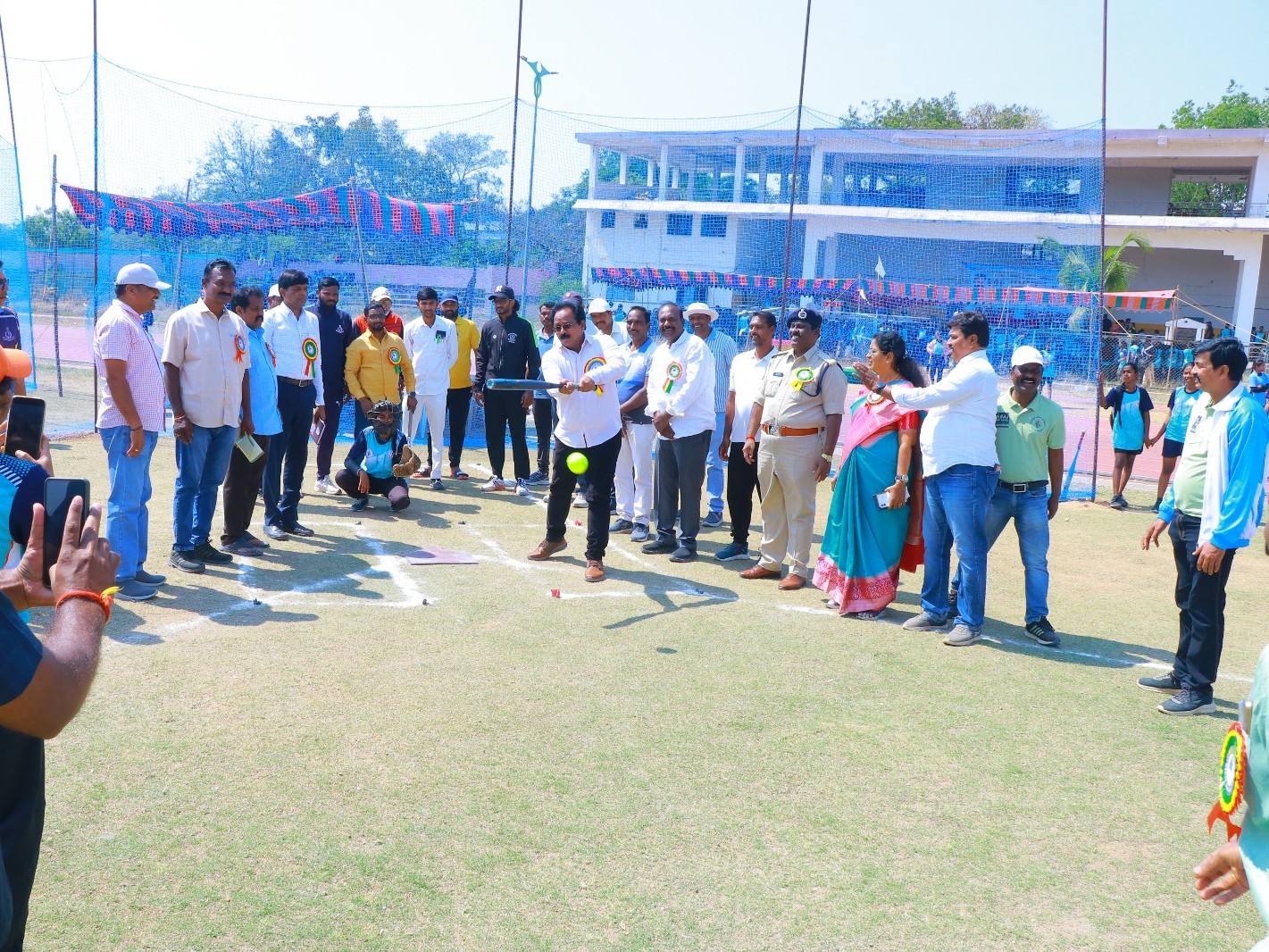రాష్ట్రస్థాయి సాఫ్ట్ బాల్ క్రీడలు ప్రారంభం