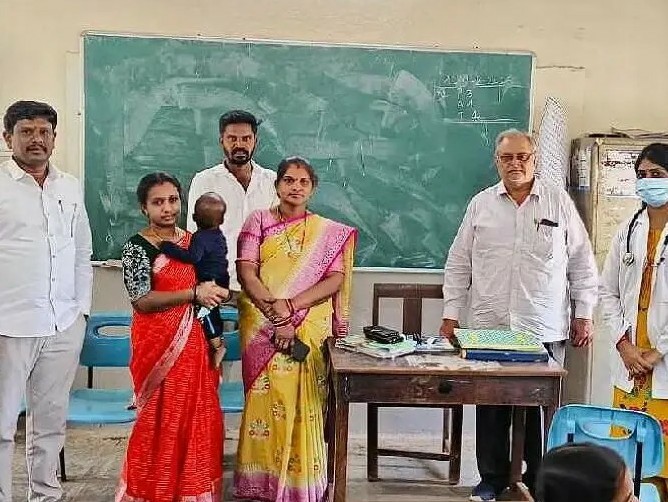 చిన్నారులపై తల్లిదండ్రులు శ్రద్ధ తీసుకోవాలి: వైద్యులు