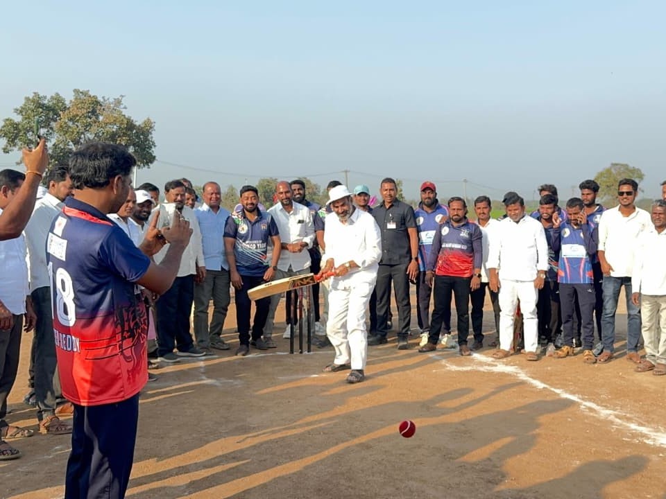 క్రీడలతో స్నేహ భావం పెంపొందుతుంది: MLA