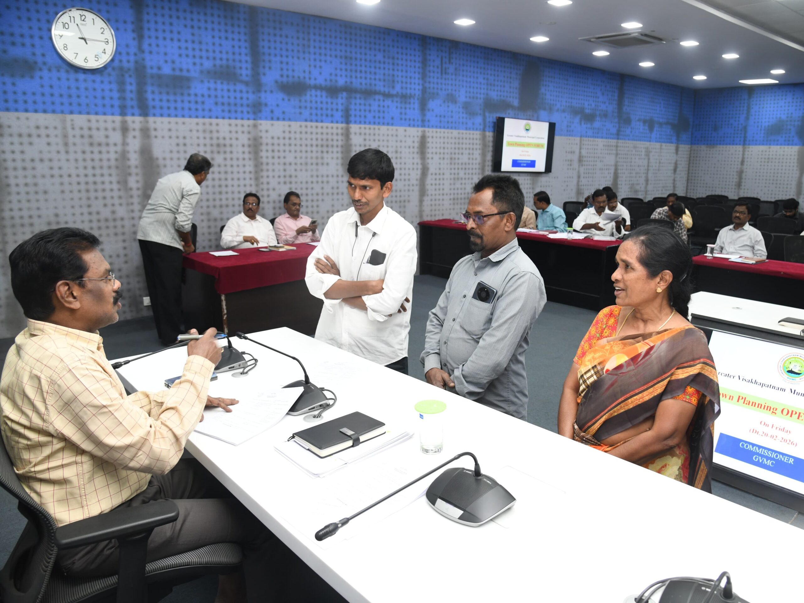 జీవీఎంసీ టౌన్ ప్లానింగ్ ఓపెన్ ఫోరమ్‌కు 20 వినతులు