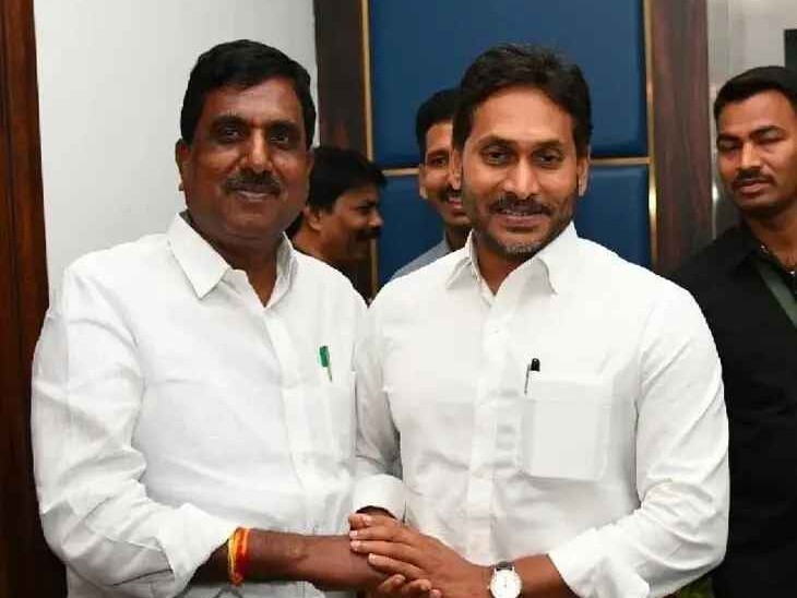 వైసీపీ బలోపేతానికి కృషి చేయాలి: మాజీ సీఎం