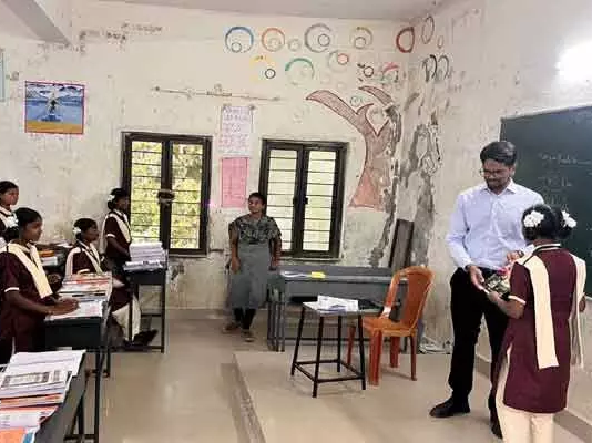 ప్రణాళికతో చదివితేనే ఉన్నత శిఖరాలు: కలెక్టర్