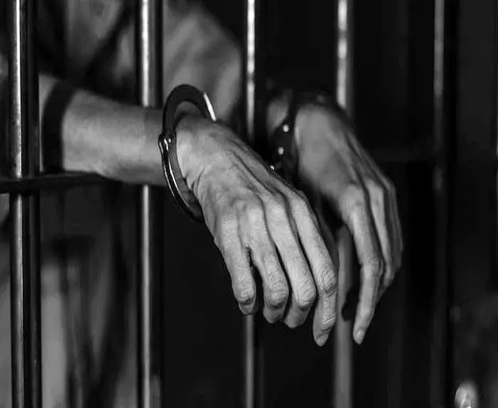 అదనపు కట్నం కోసం వేధించిన వ్యక్తికి రెండేళ్లు జైళ్లు శిక్ష