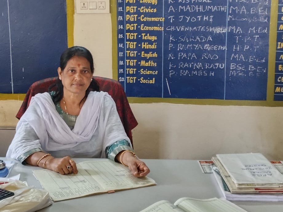 ఆరో తరగతి ప్రవేశాలకు దరఖాస్తుల స్వీకరణ ప్రారంభం