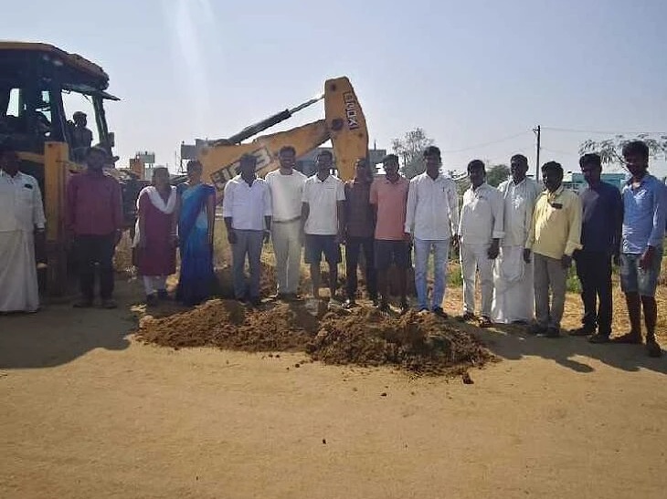 మంచినీటి కోసం పైప్ లైన్ ఏర్పాటు