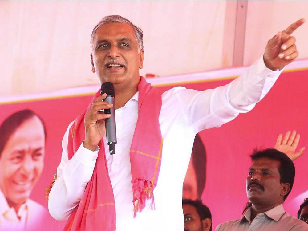 అధికారులను ఎట్టిపరిస్థితుల్లోనూ క్షమించబోం: హరీశ్ రావు