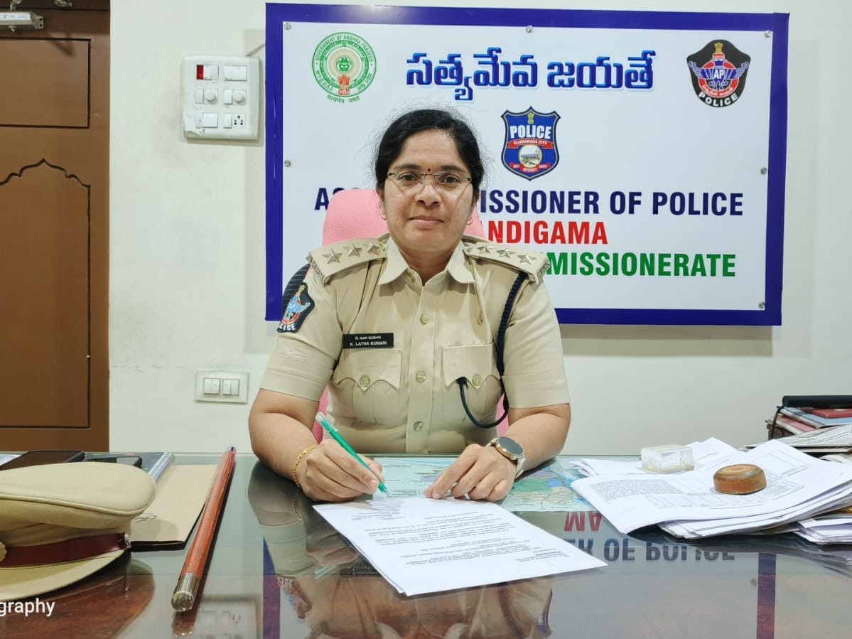 నందిగామ ఇంచార్జ్ ఏసీపీగా లలిత కుమారి నియామకం