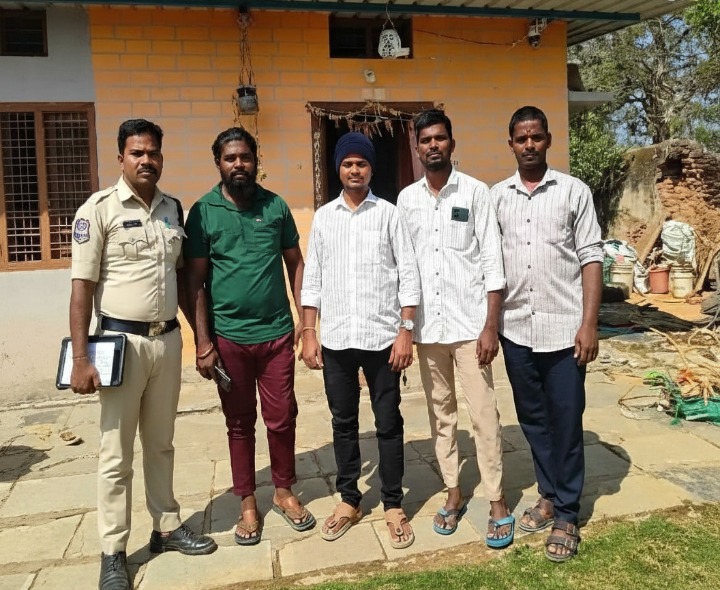 గాంధీ భవన్ ముట్టడిపై ఏబీవీపీ నేతల హౌస్ అరెస్ట్