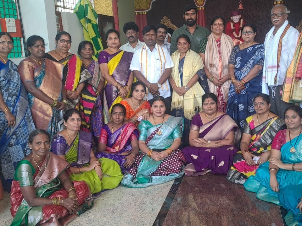 ‘సమస్య చెప్పండి.. పరిష్కరించే బాధ్యత నాది’