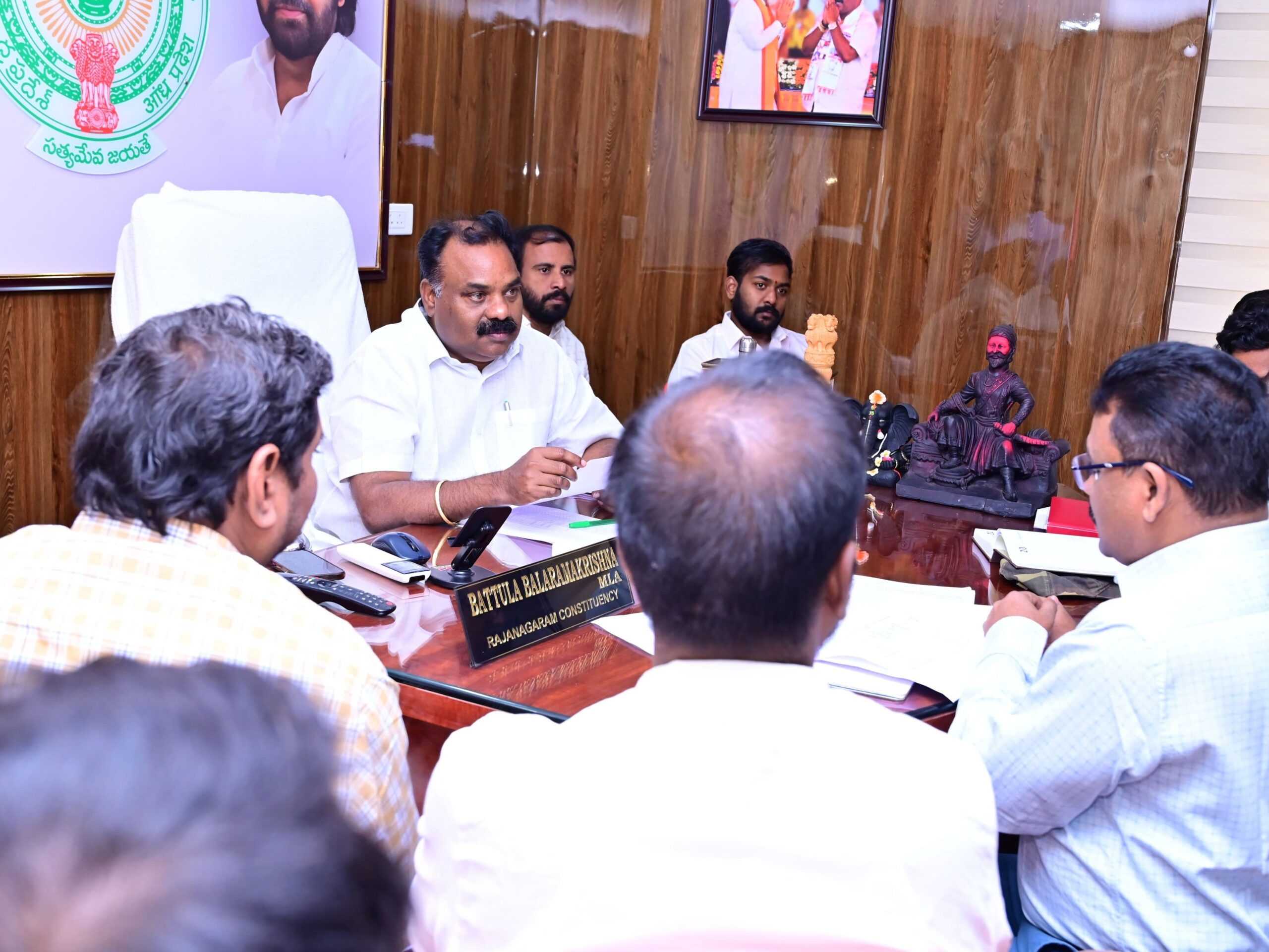 విద్యుత్ సమస్యలకు ఇక చెక్: ఎమ్మెల్యే బత్తుల