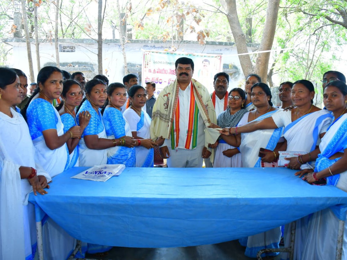 ప్రాథమిక ఆరోగ్య కేంద్రాన్ని సందర్శించిన ఎమ్మెల్యే