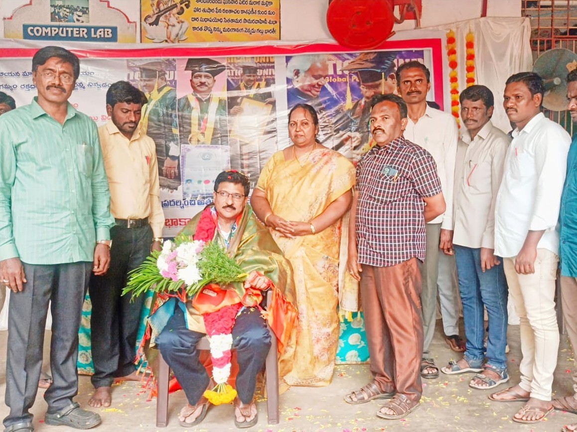 మనోహర్ రెడ్డికి డాక్టరేట్.. ఘన సన్మానం