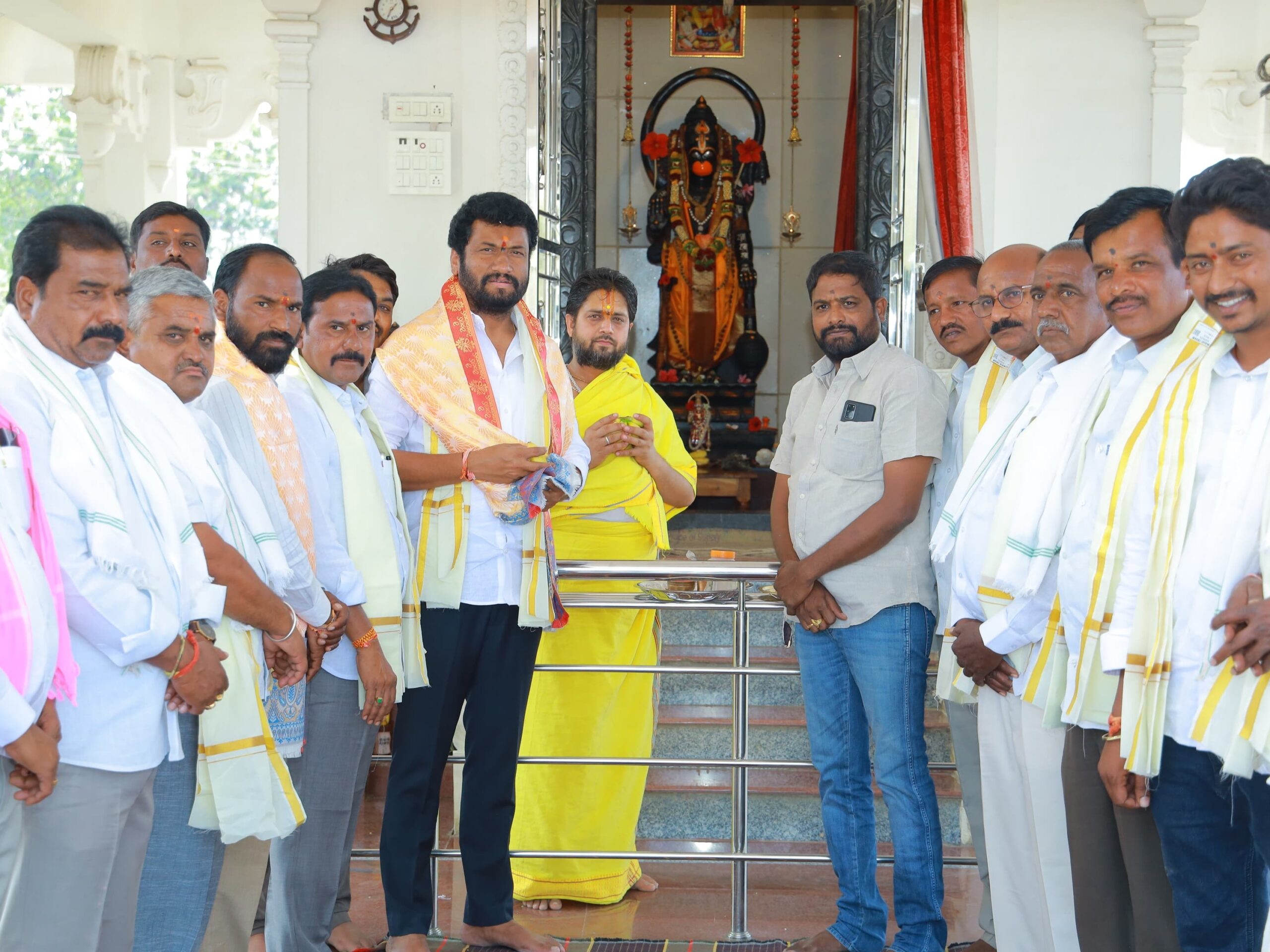 సుంకిడి గ్రామంలో పర్యటించిన బోథ్ ఎమ్మెల్యే