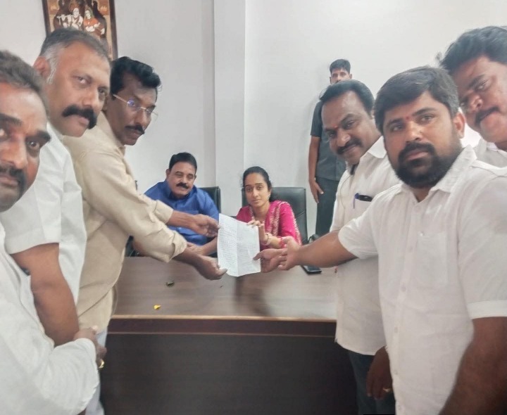 ప్రభుత్వానికి ఉద్యోగులే వెన్నెముక: ఎమ్మెల్యే