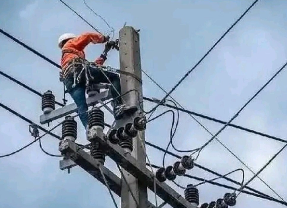 కోమరోలులో రేపు పవర్ కట్