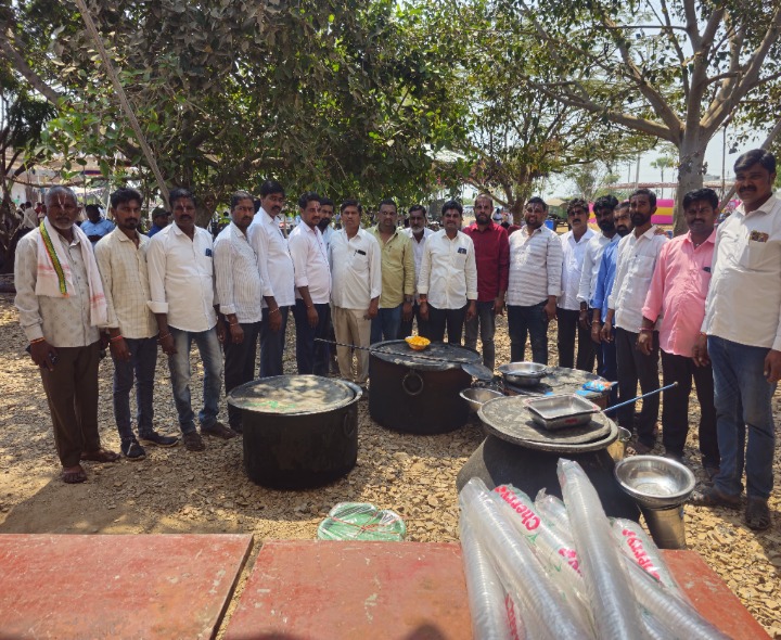 పునఃప్రతిష్ఠా కార్యక్రమంలో పాల్గొన్న.. గోరికొత్తపల్లి నేతలు