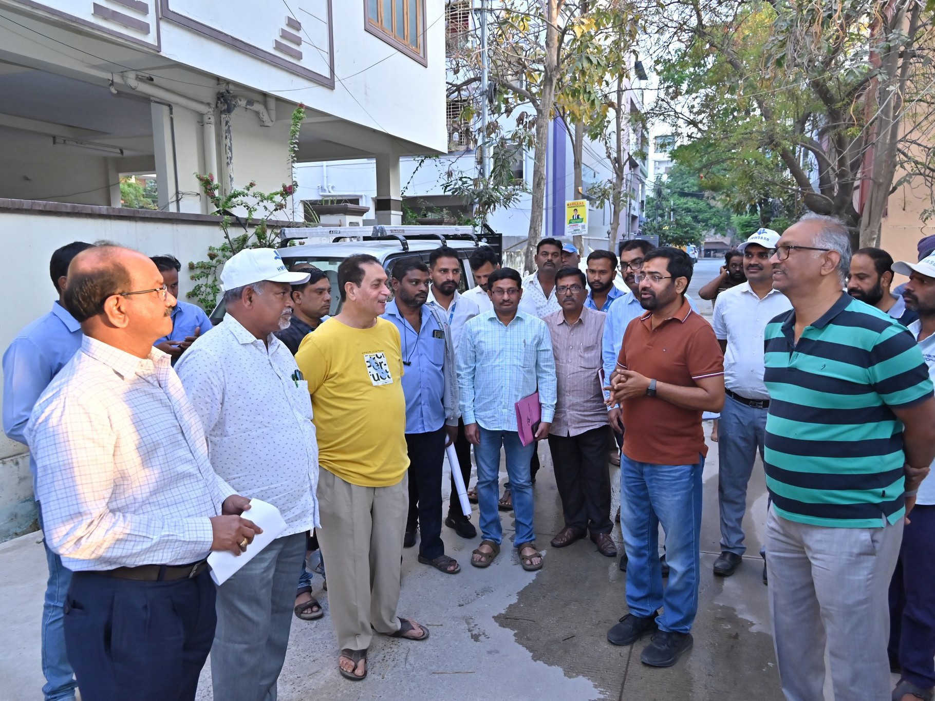 కొనసాగుతున్న జలమండలి బస్తీబాట