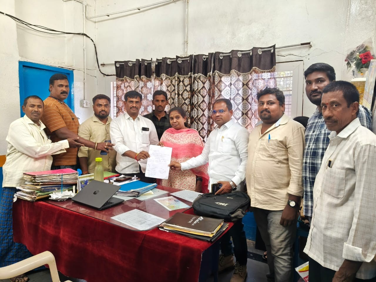 RTC డిపో మేనేజర్‌కు వినతి